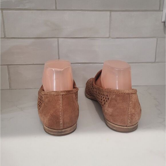 Pedro García Yasmin Perforated Suede Tan Almond Toe Loafer Flats Shoes Size 9.5 - Picture 5 of 11